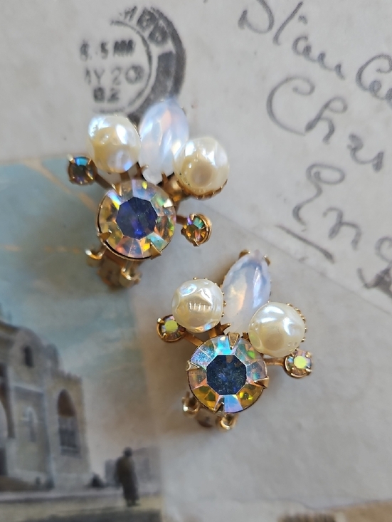 Beau Jewel Jewelry - BEAU JEWEL Iridescent Rhinestones and Faux Pearl Cluster Clip-On Earrings
